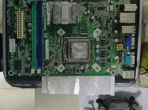 联想L-IG43主板，故障现象: 三年没开...