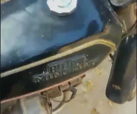 复古嘉陵70摩托车！就这一堆！！！！可拆卖...