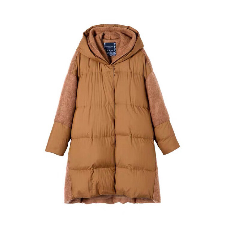 山花灿 鹅绒服 M码 9新 吊牌剪下来了