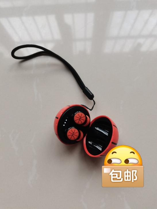 球形蓝牙耳机，某宝上购买没有使用过几回，正...