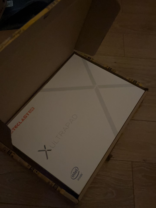 Teclast/台电 平板电脑 下面直接拷...