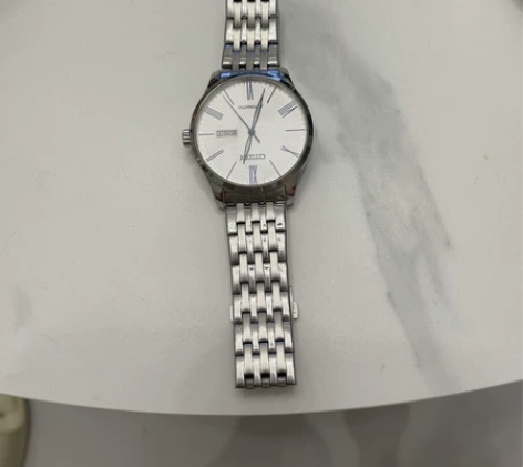 西铁城手表,三千购入,一千五出,带过半年,...