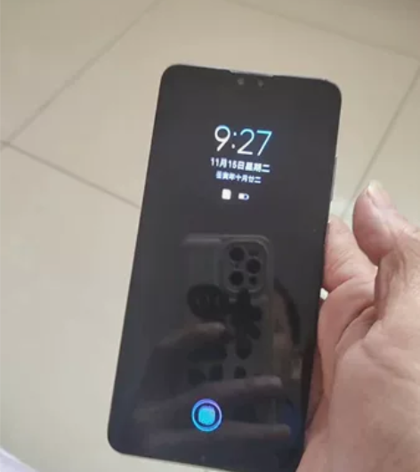 自用华为mate30，内存6十128外表几...