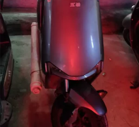 广州五羊电动车，72V22.3A天能石墨稀...