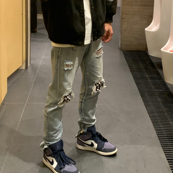 做旧破洞牛仔裤潮款