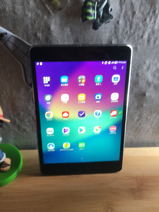 华硕平板外屏碎了 可以下载各种软件游戏 吃...
