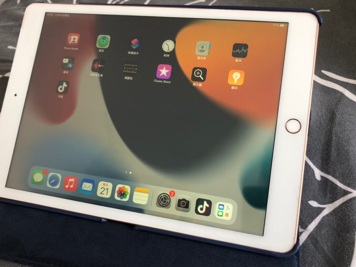 【感人特价！】2019款ipad7代128...