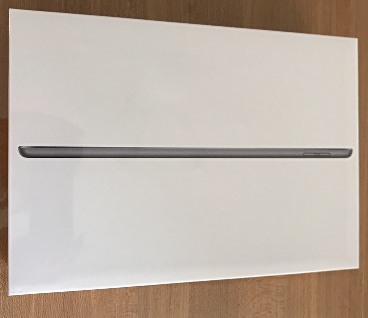 ipad9 2021最新款，银色，外地不出...