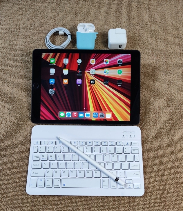 大学生自用苹果iPad 2019款10.2...