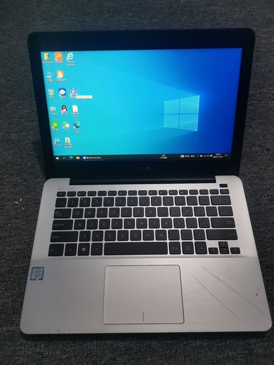 六代i5四核独显2G 13.3寸华硕轻薄游...