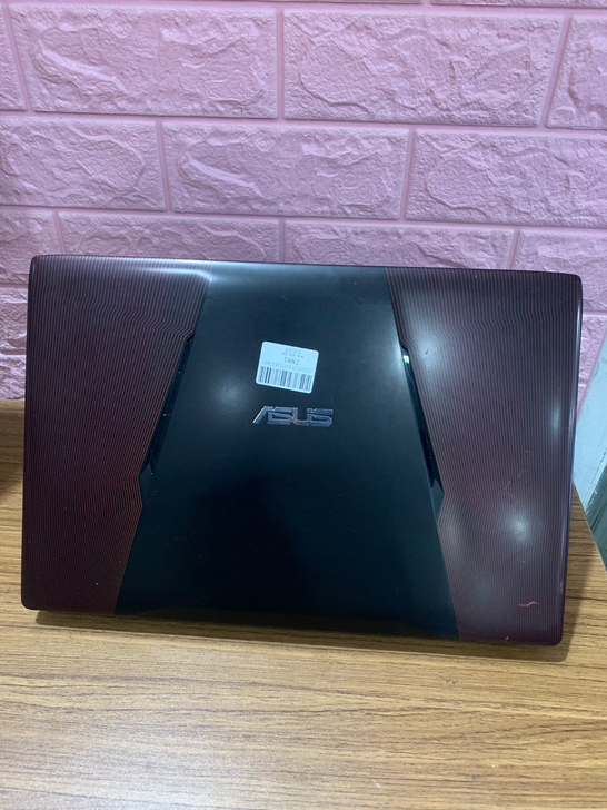 华硕飞行堡垒fx53vd游戏吃鸡笔记本电脑