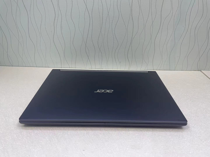 宏碁 暗影骑士 擎