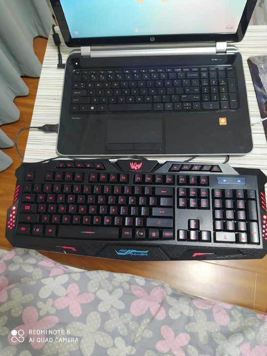 有线键盘台式办公室笔记本专用打字舒适商务电...