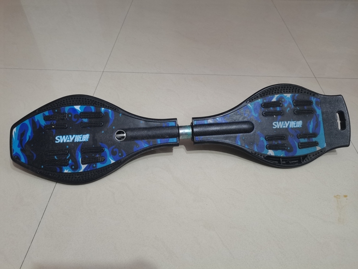 斯威摇摆滑板车，买了一直放家里，没怎么用，...