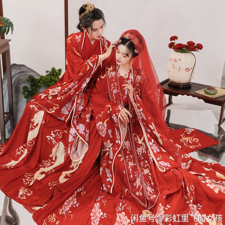 汉服花嫁，本来打算结婚穿的，后面又没穿！运...