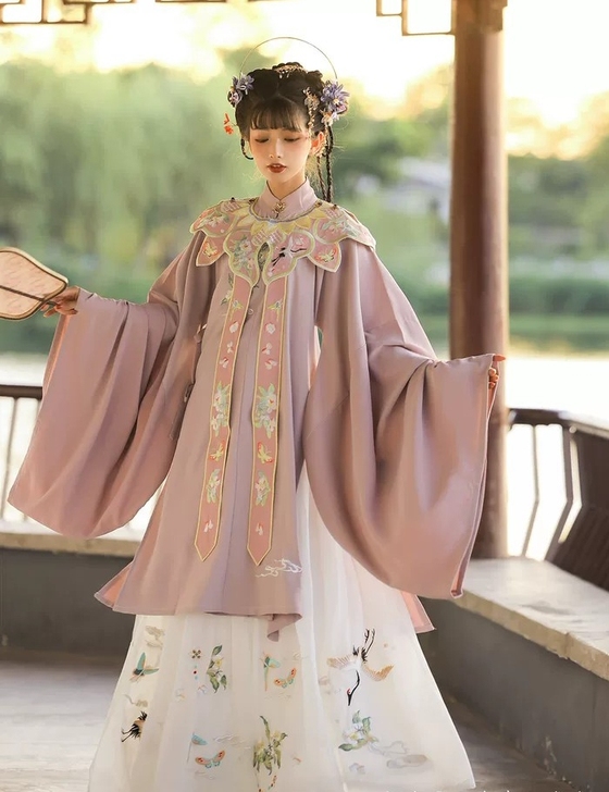 玉术原创明制汉服正的m码