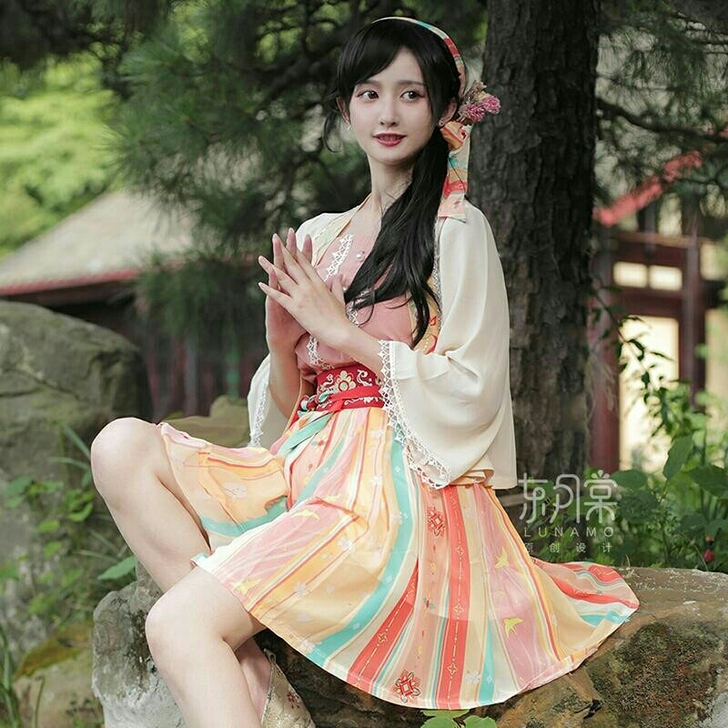 东月裳汉元素，小橙子原版，绝版了，图上四件...