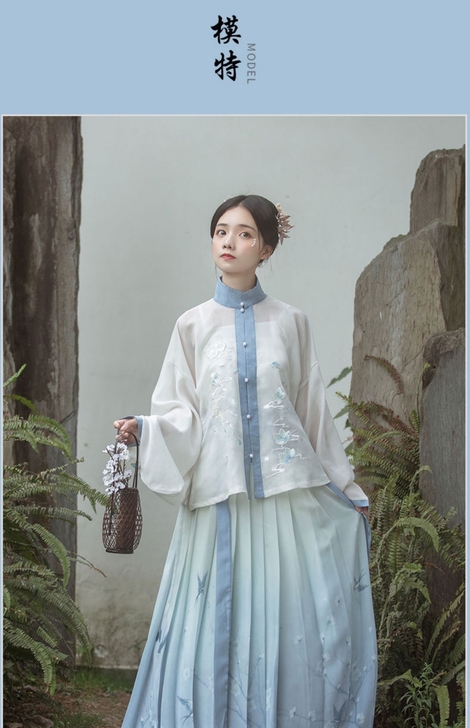 品牌型号 :桔屿原创汉服女玉骨云肩明制立领...