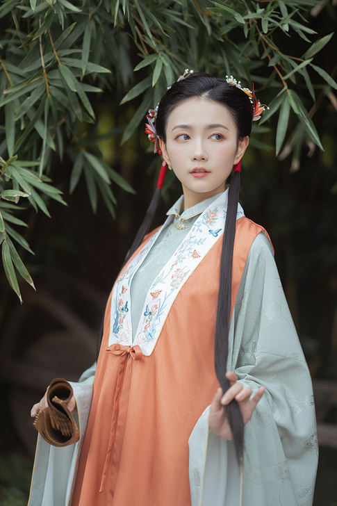 兰若庭 汉服 长比甲 双层 暗纹 绣花 明...