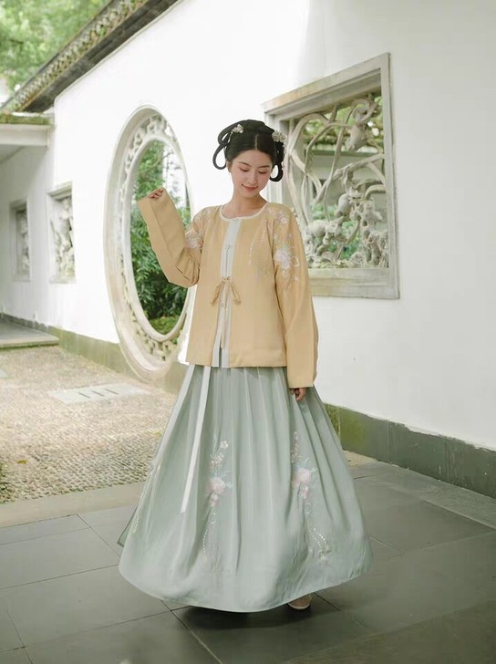 倾杯序袅袅清衣柜大刀出【袅袅】倾杯序原创圆...