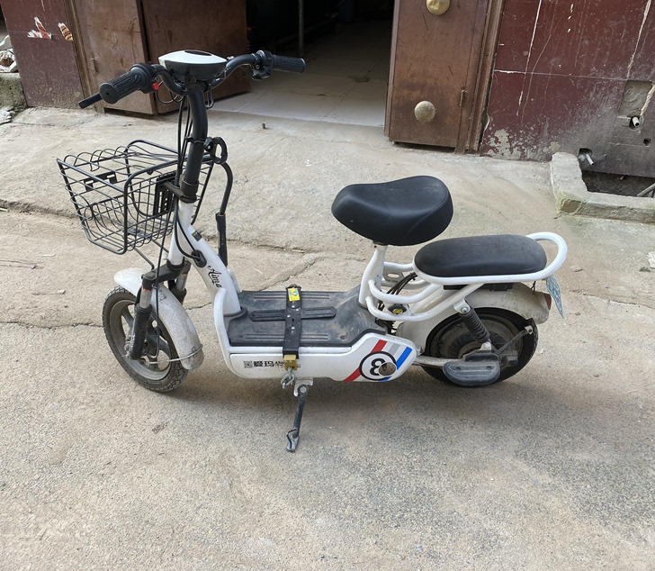 爱玛电动车小叮当型号