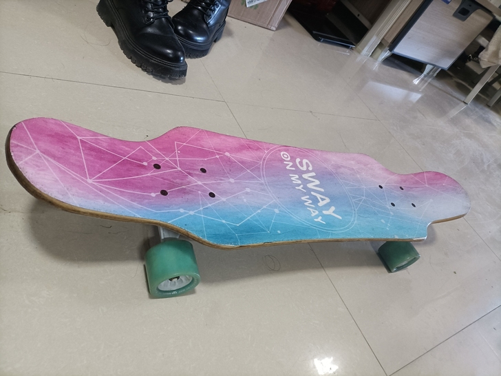 斯威滑板初学者男生青少年儿童成人成年短板女...