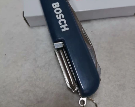 出正品博世多功能折叠军刀水果刀锉刀啤酒开瓶...