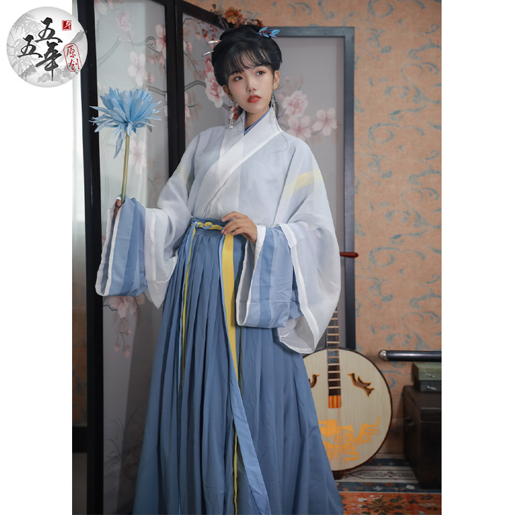 五五年 魏晋汉服，吊牌齐全