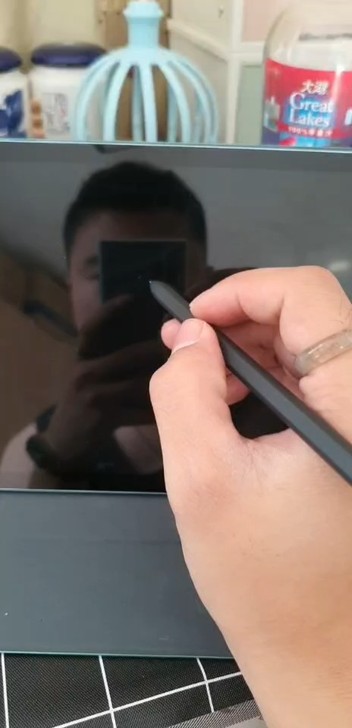 三星s6lite，平板，记笔记看视频，玩点...