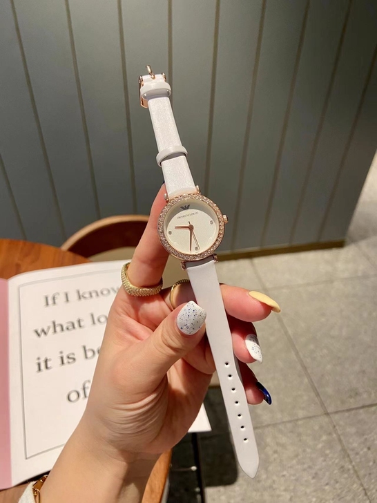 阿玛尼女表  渐变色 新款