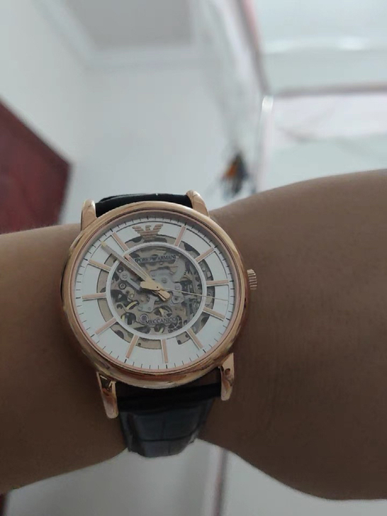 阿玛尼手表，戴了两个月准备换表低价出售