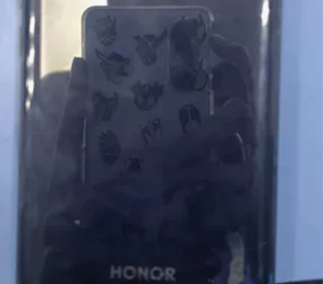 荣耀v20,6+128 相机黑点不影响扫码...