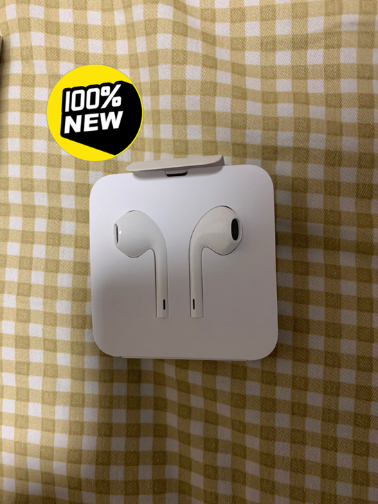 买的iPhone11，耳机没有用过，从来没...