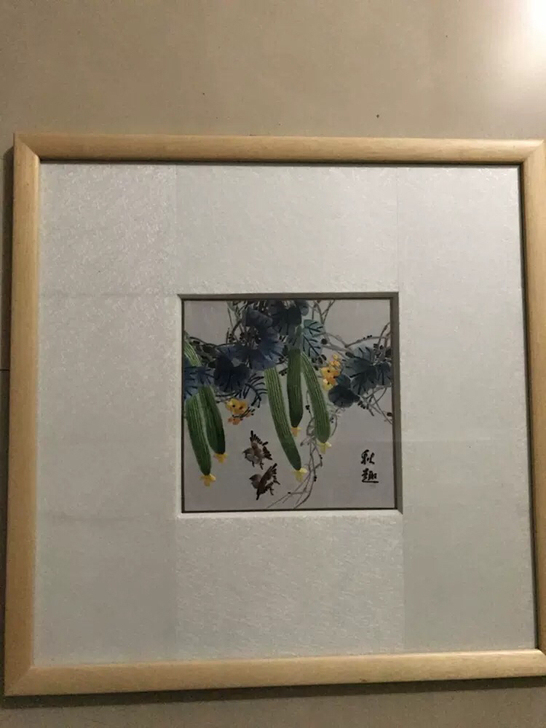 高档刺绣画、尺寸50cm*50cm，九成新...