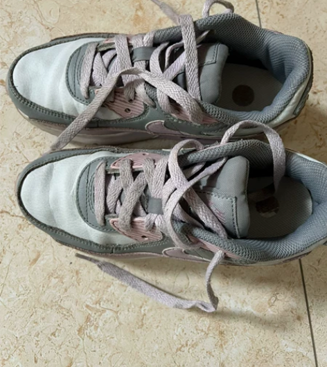 nike，9.5成新 感兴趣的话点“我想要...