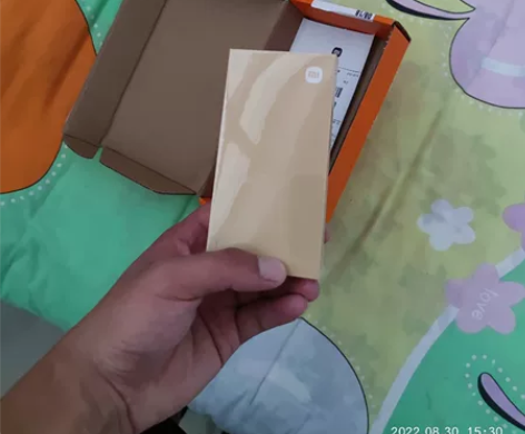 小米手机1复刻卡针吊坠全新未拆封,未知编号...