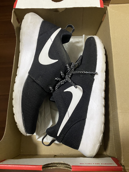 耐克Nike女士经典款36码运动鞋跑步鞋