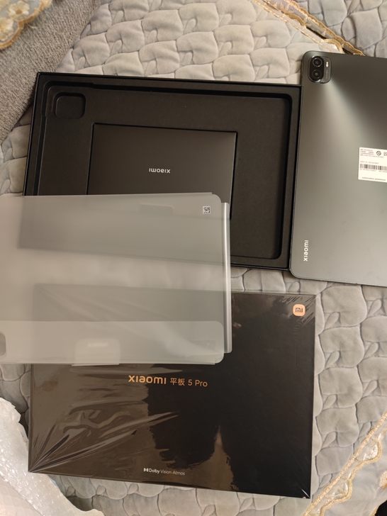 全新 仅仅拆封小米平板5pro 没有充电...