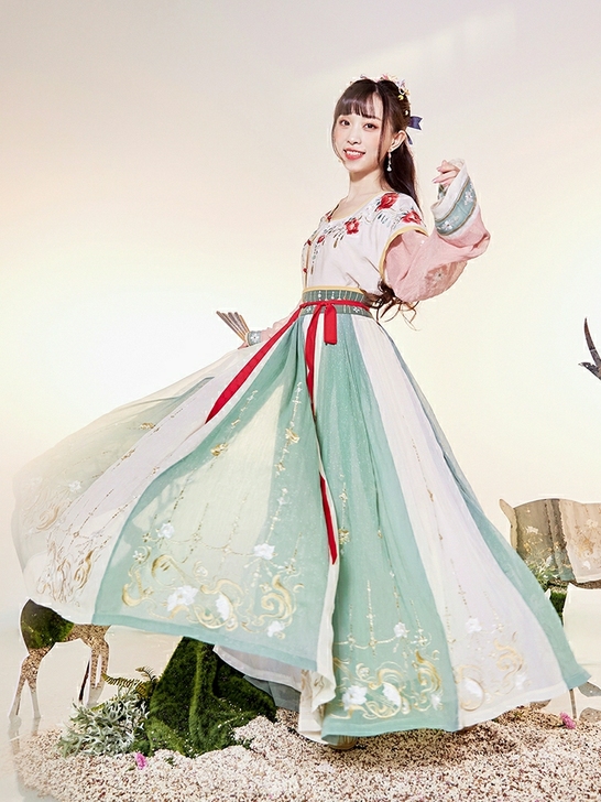 十三余小豆蔻儿飞天乐坦领汉服