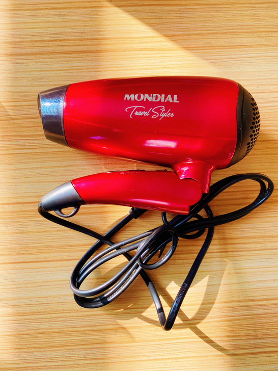 闲置～mondial电吹风！全新！可折叠！...