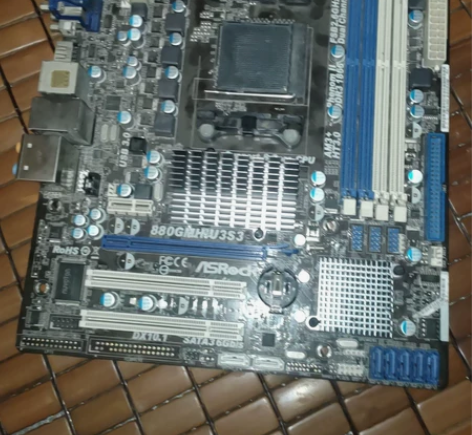 华擎主板880GMH/U3S3,曾经也是很...