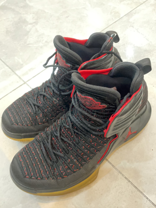 乔丹篮球鞋 6成新 88包邮
