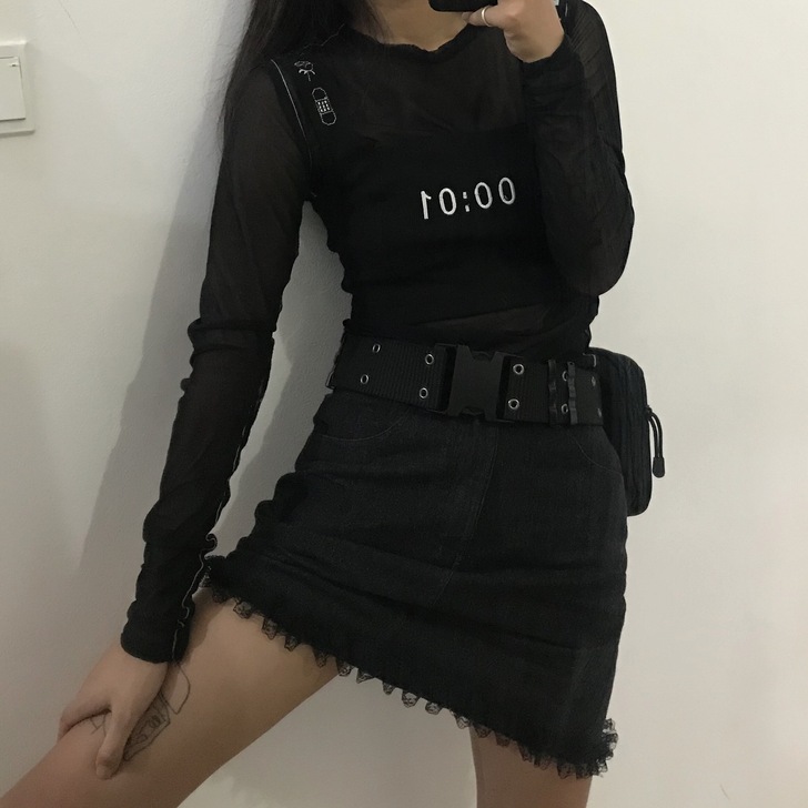 半身裙。我个高穿着短辣妹请入。