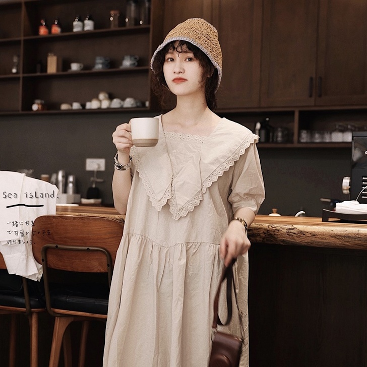 连衣裙，版型宽松，孕妈妈都可以穿到生，买来...