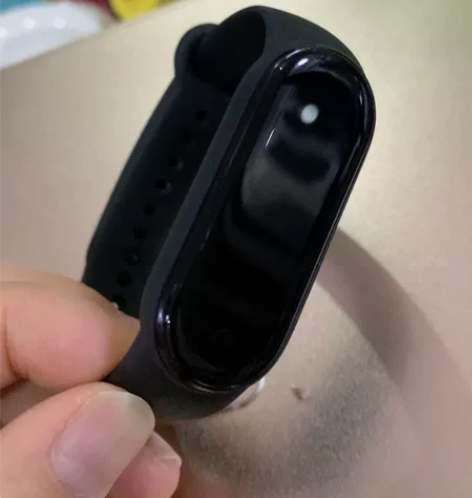 小米手环5 NFC，原装腕带，带原装充电线...