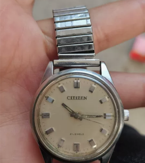 西铁城，made in Japan，手动上...