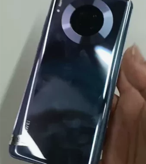 低价出售华为mate30，5G手机，8+1...