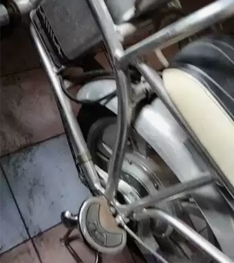 爱玛电动自行车，8层新全铝合金车身，当年买...