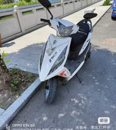 转家里闲置的飞鹰鬼火125摩托车.刚换的轮...