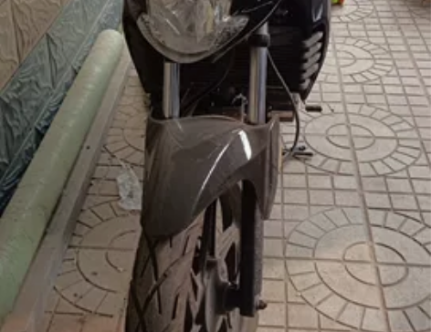 力帆摩托车，买回来没怎么骑，无事故无剐蹭，...